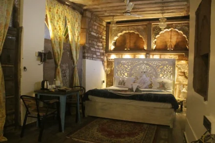 King Room with Balcony 2 - Castle View Jodhpur